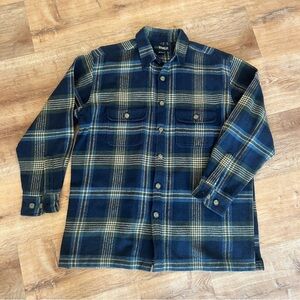 Men's Large Outdoor Life Collared Thick Button-Down Long Sleeve Flannel Shirt